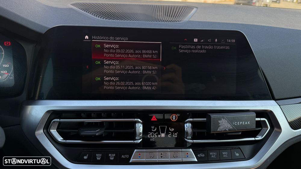 BMW M4 Competition xDrive - 28