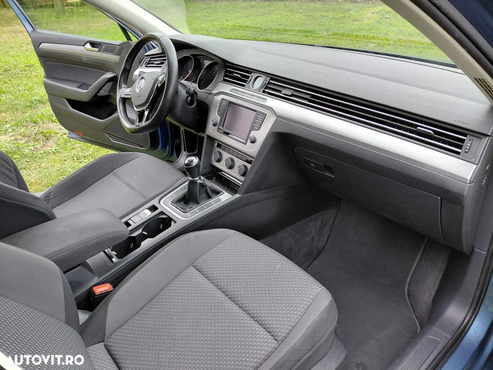 Volkswagen Passat - 7