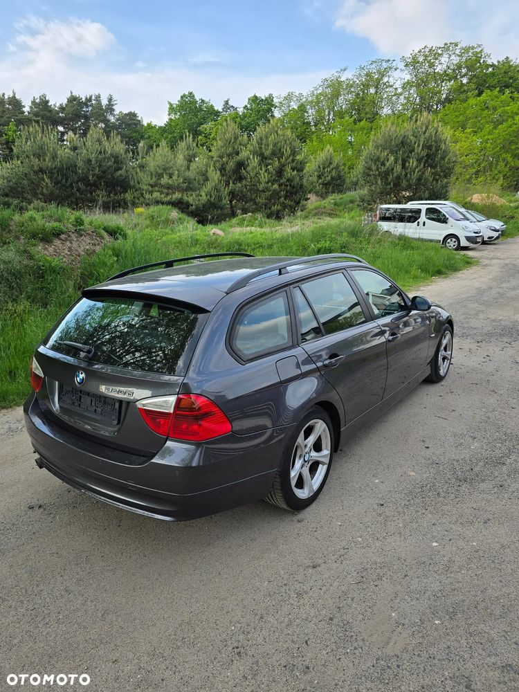 BMW Seria 3 320d DPF - 12