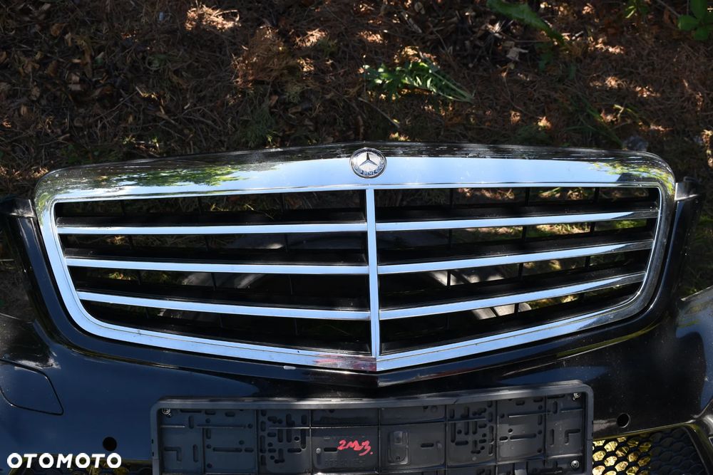 MERCEDES W212 AVANTGARDE GRIL ATRAPA PRZEDNIA GRILL ORYGINAŁ - 1