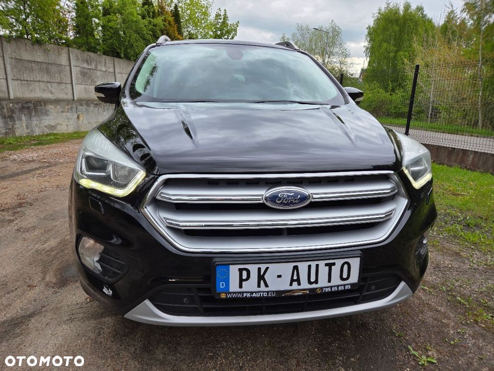 Ford Kuga 1.5 EcoBoost 2x4 Titanium - 37