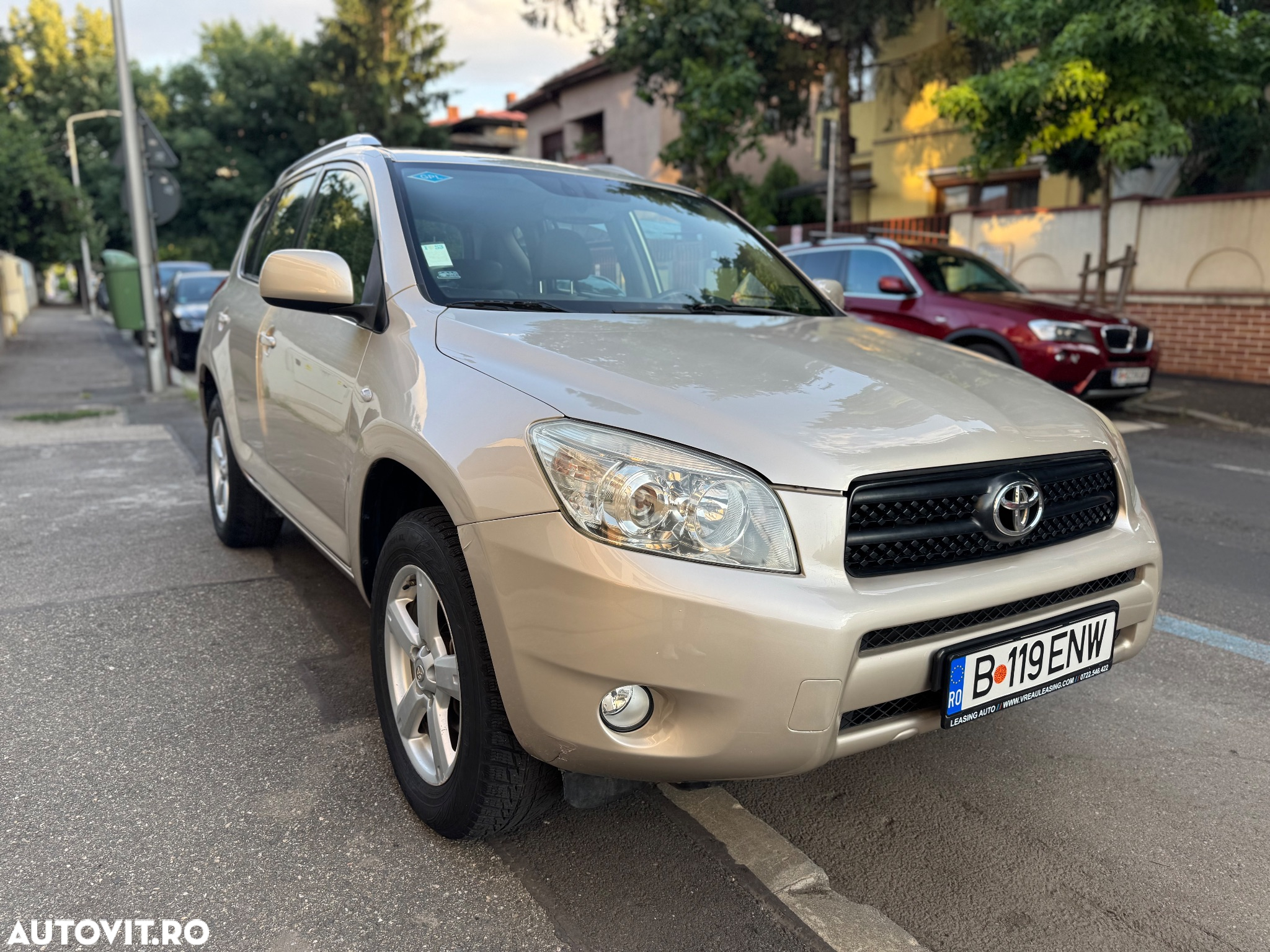 Toyota RAV4 - 2