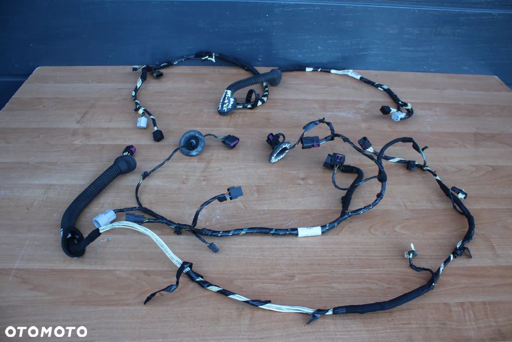 WIĄZKA PRZEWODY KLAPY ELEKTRYCZNEJ OPEL INSIGNIA A KOMBI KOMPLET 13272663 13273613 - 1