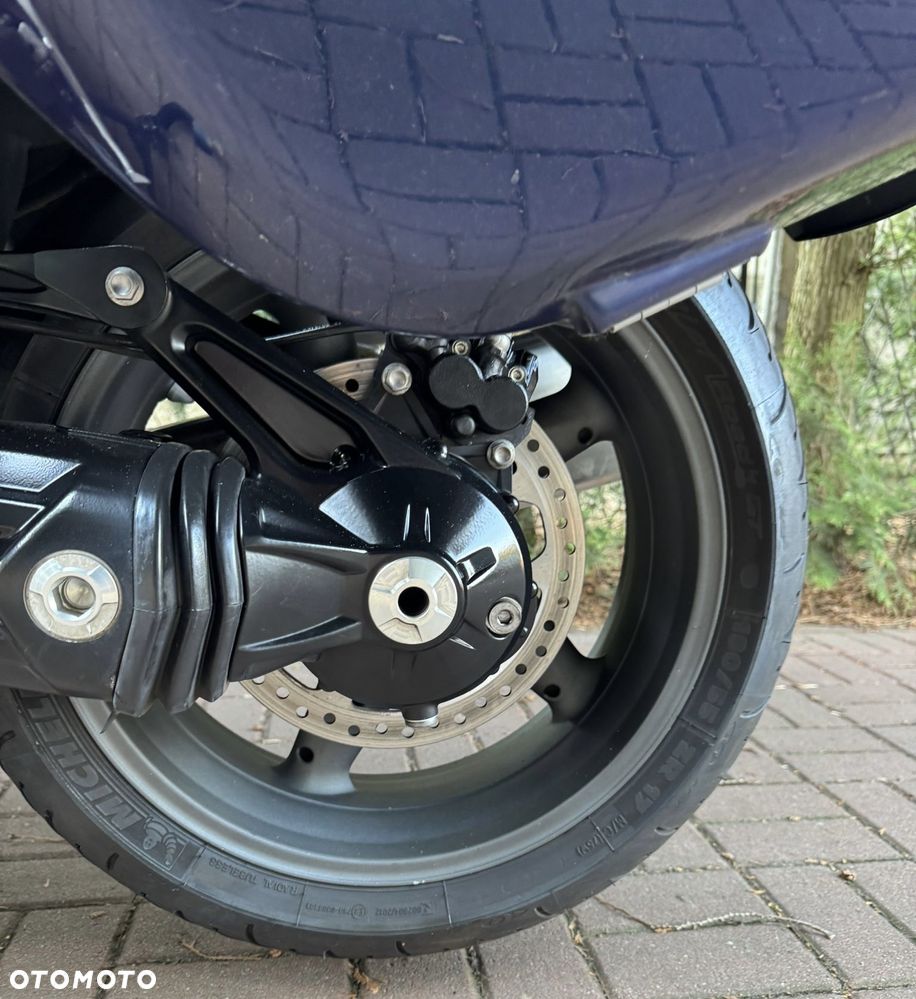 Triumph Trophy - 20