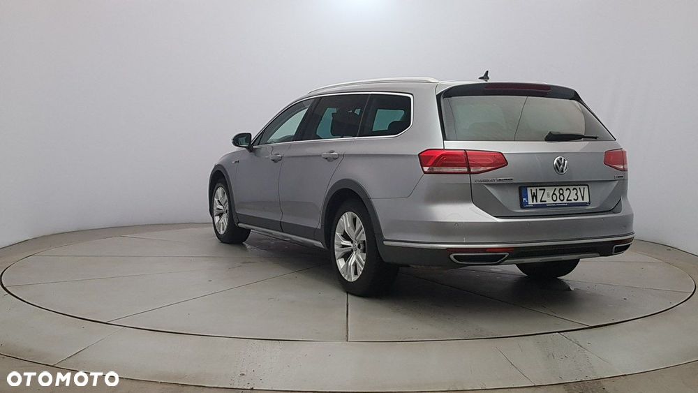 Volkswagen Passat Alltrack - 5
