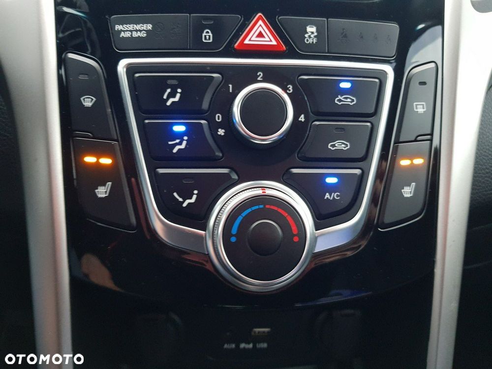 Hyundai i30 1.4 Classic + - 19