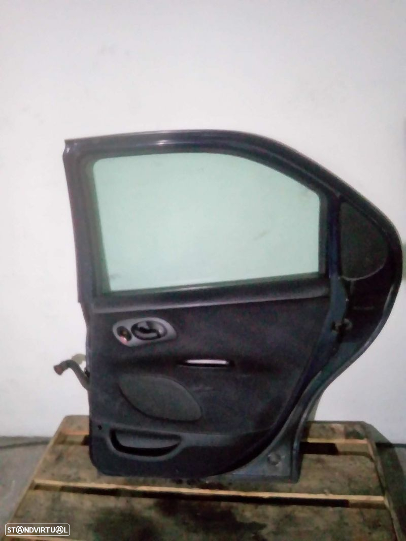 Porta Trás Dto Ford Mondeo Ii (Bap) - 4