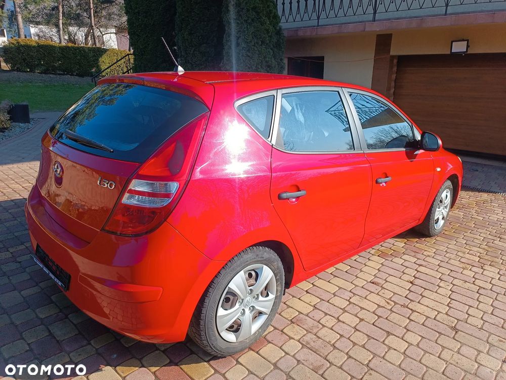 Hyundai i30 1.4 FIFA WM Edition - 8
