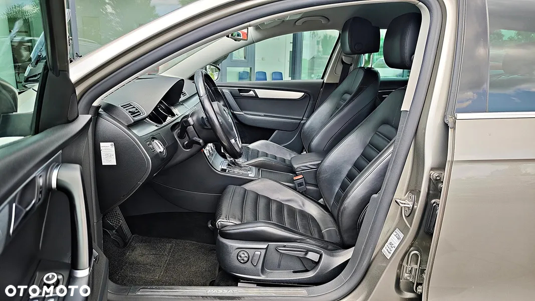 Volkswagen Passat 1.4 TSI BMT Comfortline DSG - 17