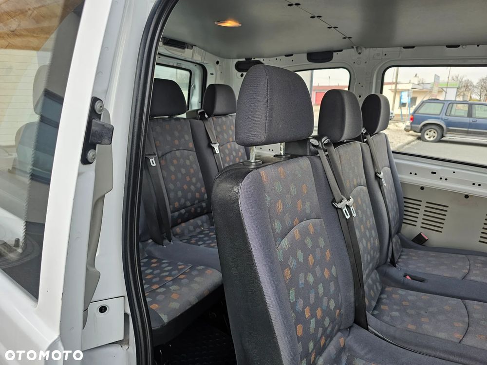 Mercedes-Benz Vito - 11