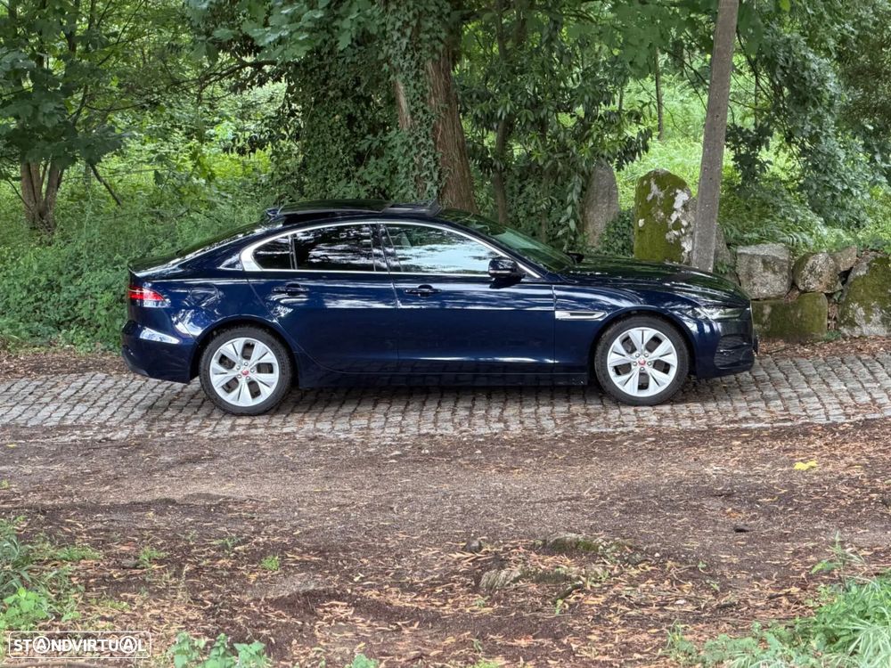 Jaguar XE 2.0 D R-Dynamic S - 8