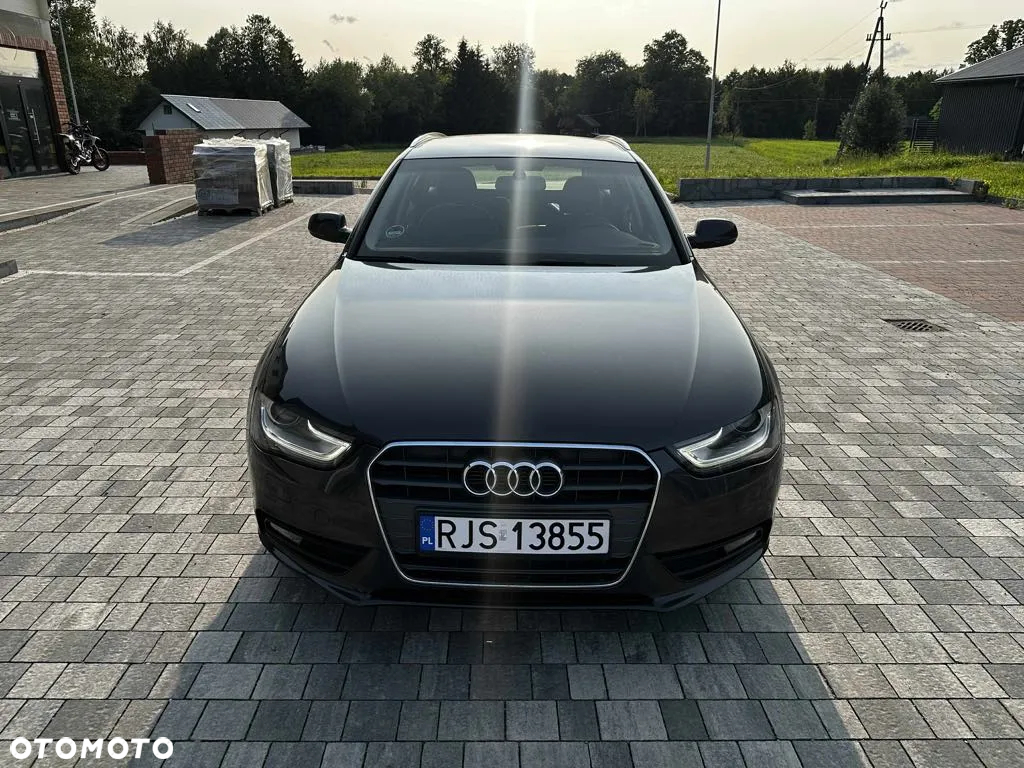Audi A4 Avant 2.0 TDI ultra DPF Ambition - 5