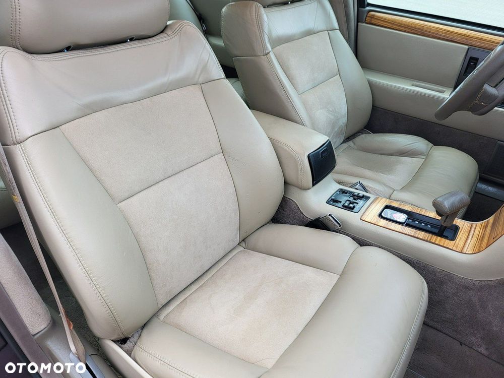 Cadillac Seville - 22