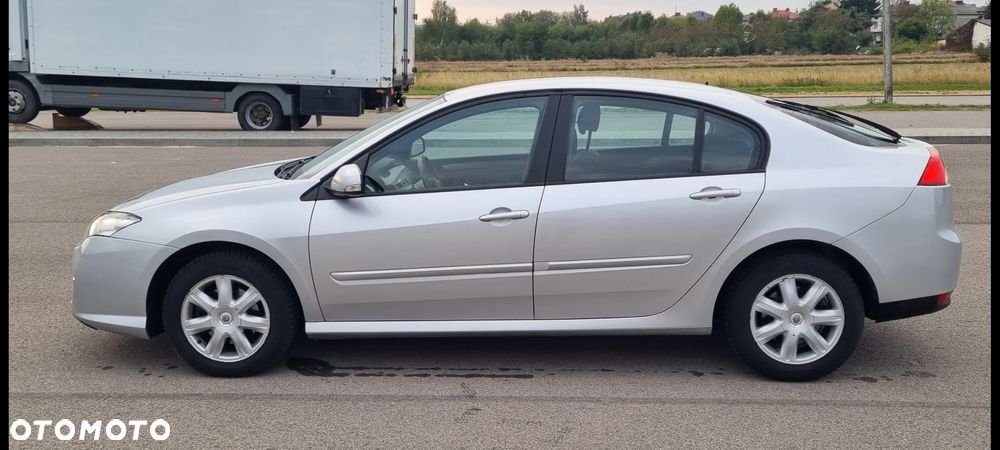 Renault Laguna 2.0 Authentique - 11