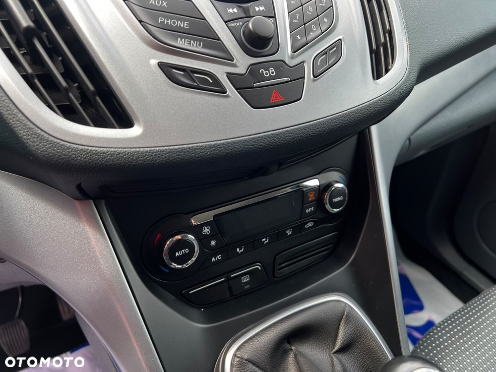 Ford C-MAX 1.6 Ti-VCT Champions Edition - 24