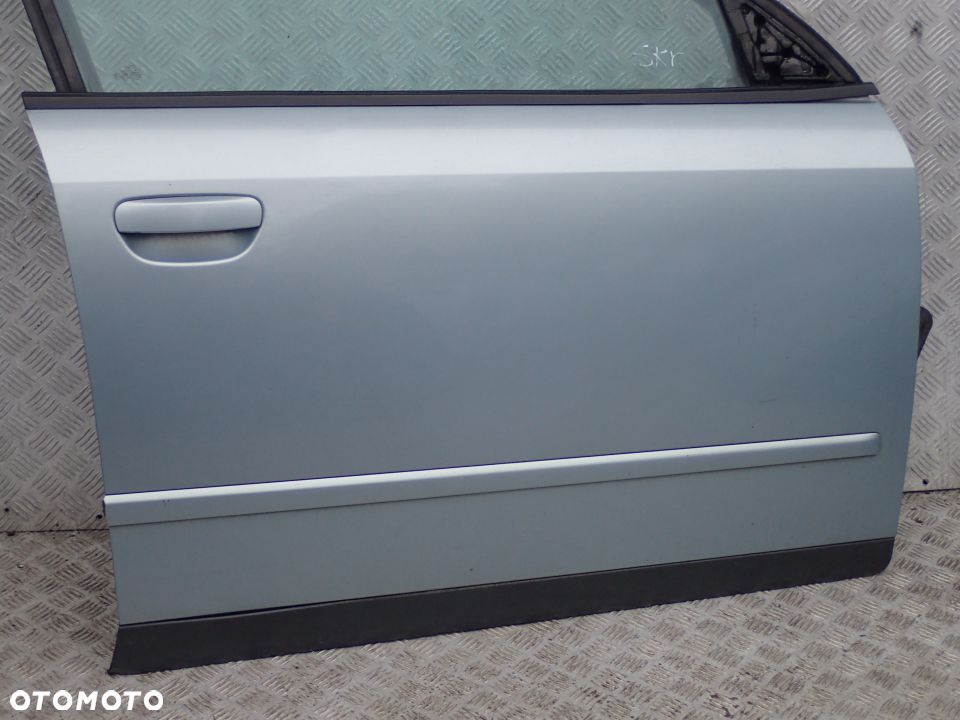 DRZWI PRAWY PRZÓD AUDI A4 B6 LY7R RADOM - 2