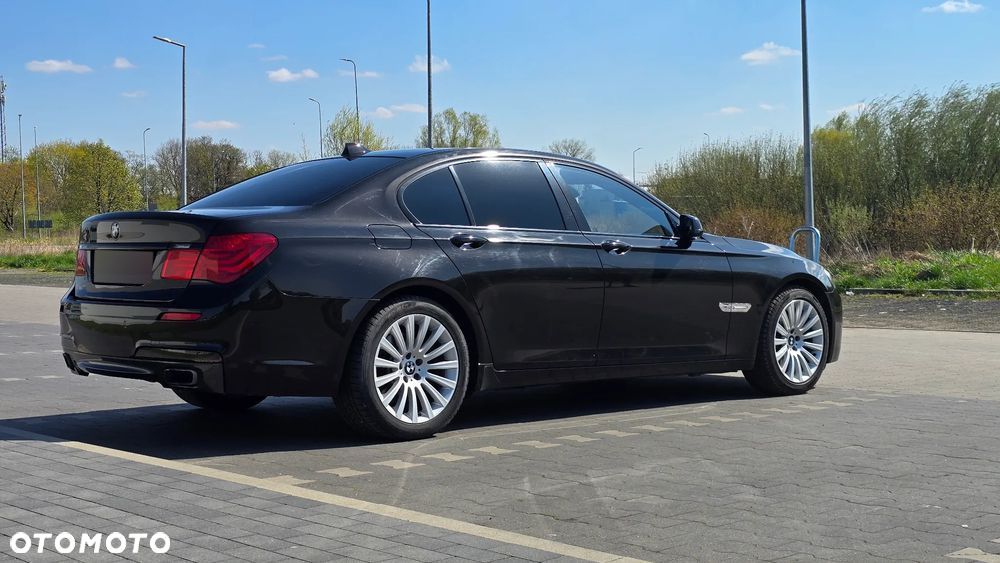 BMW Seria 7 740d xDrive - 5