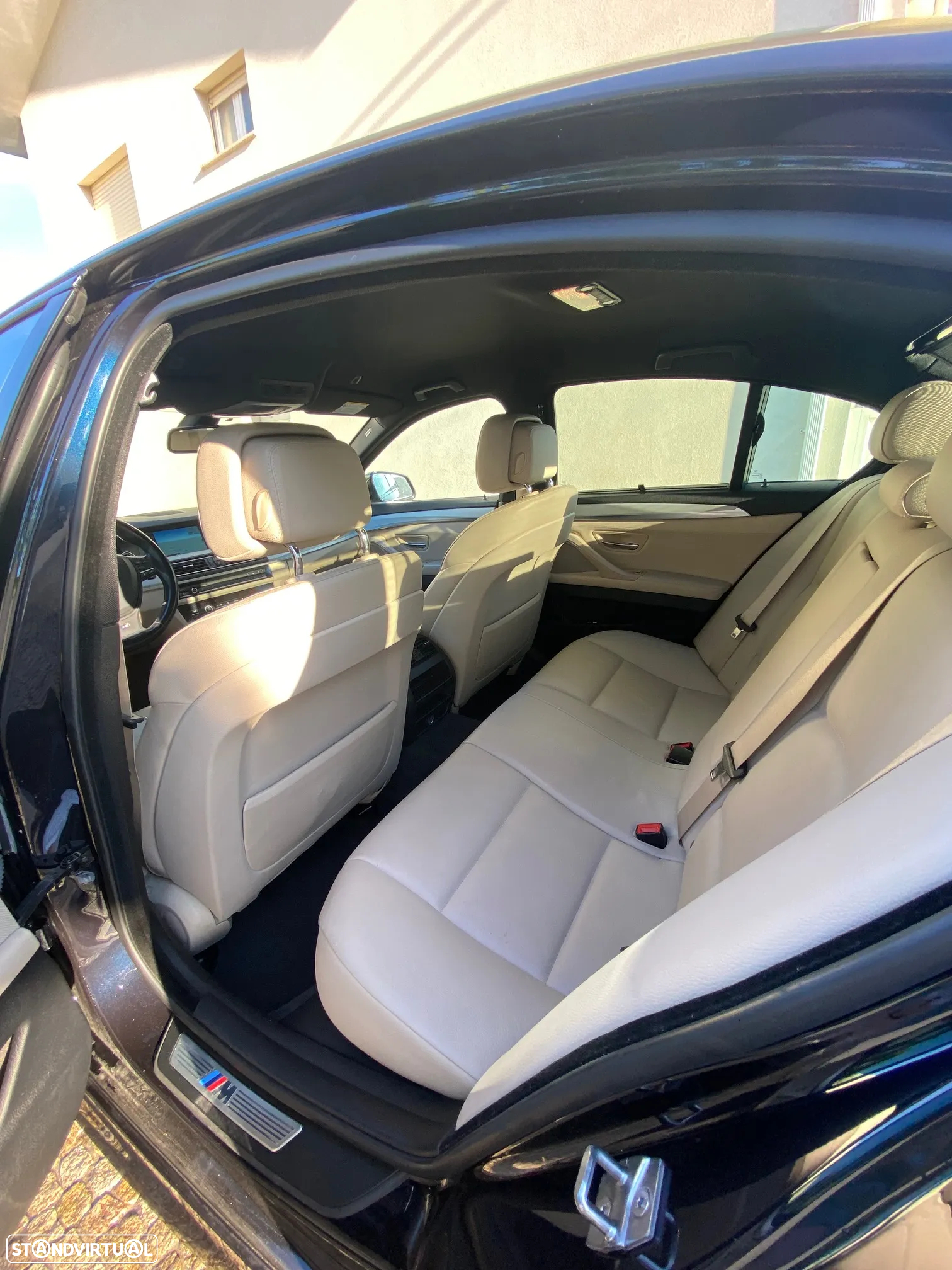 BMW 525 d Pack M Auto - 13