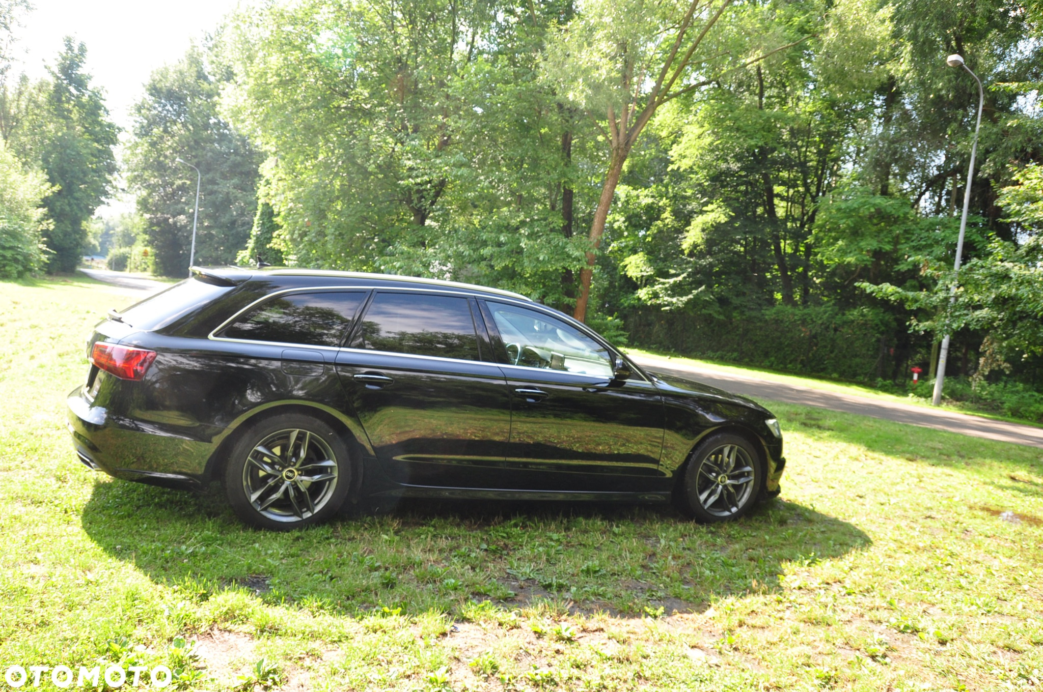Audi A6 Avant 2.0 TDI quattro S tronic - 38