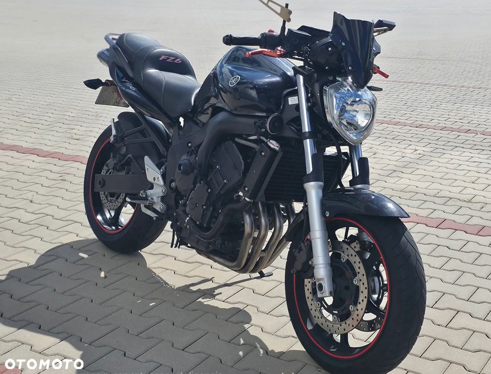 Yamaha FZ6 - 4
