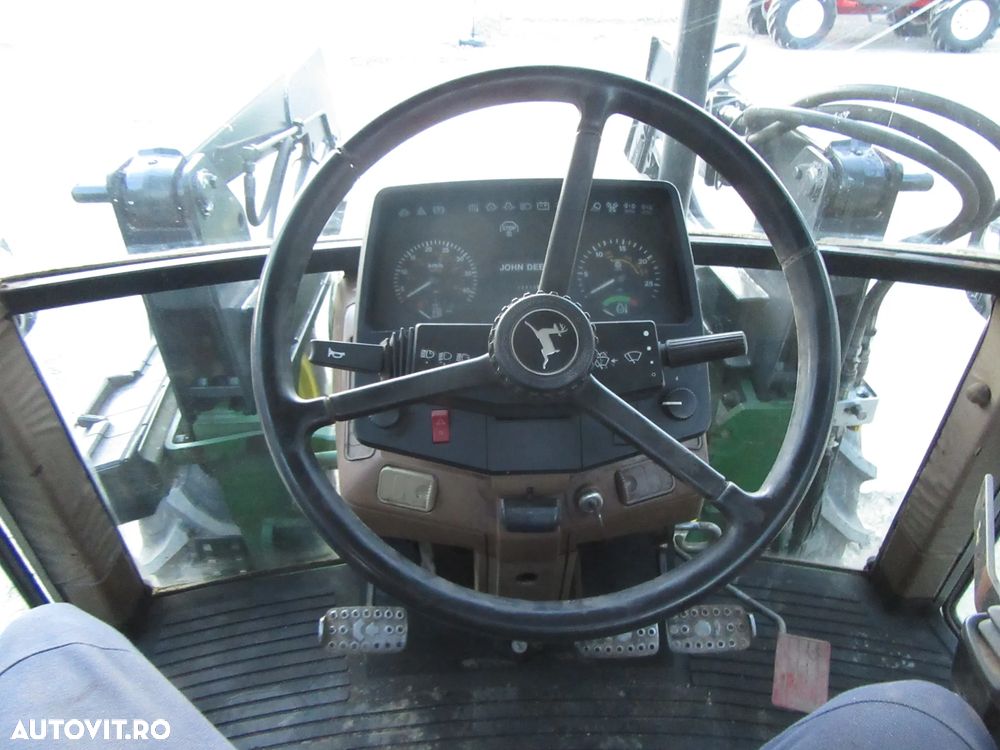 John Deere 6100 cu incarcator frontal - 13