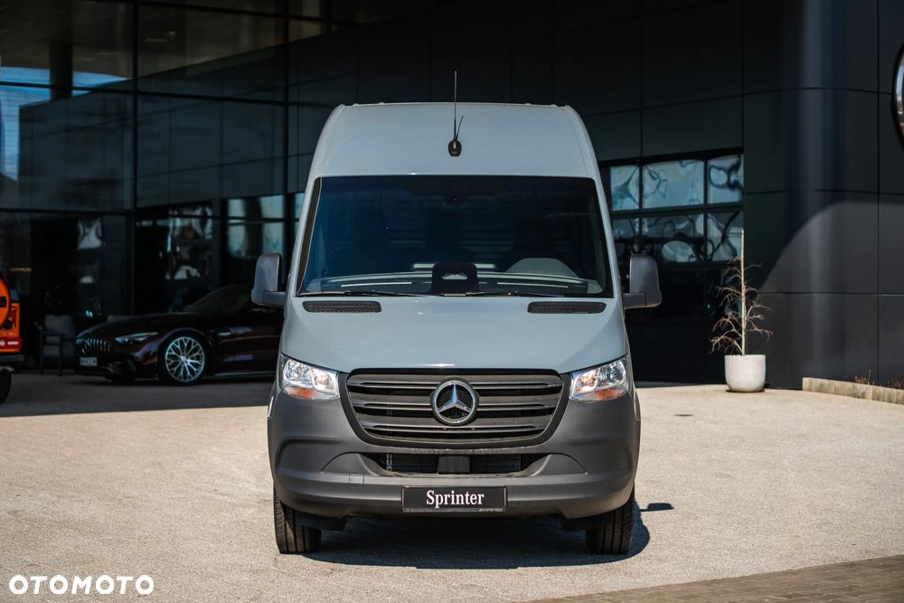 Mercedes-Benz Sprinter - 3