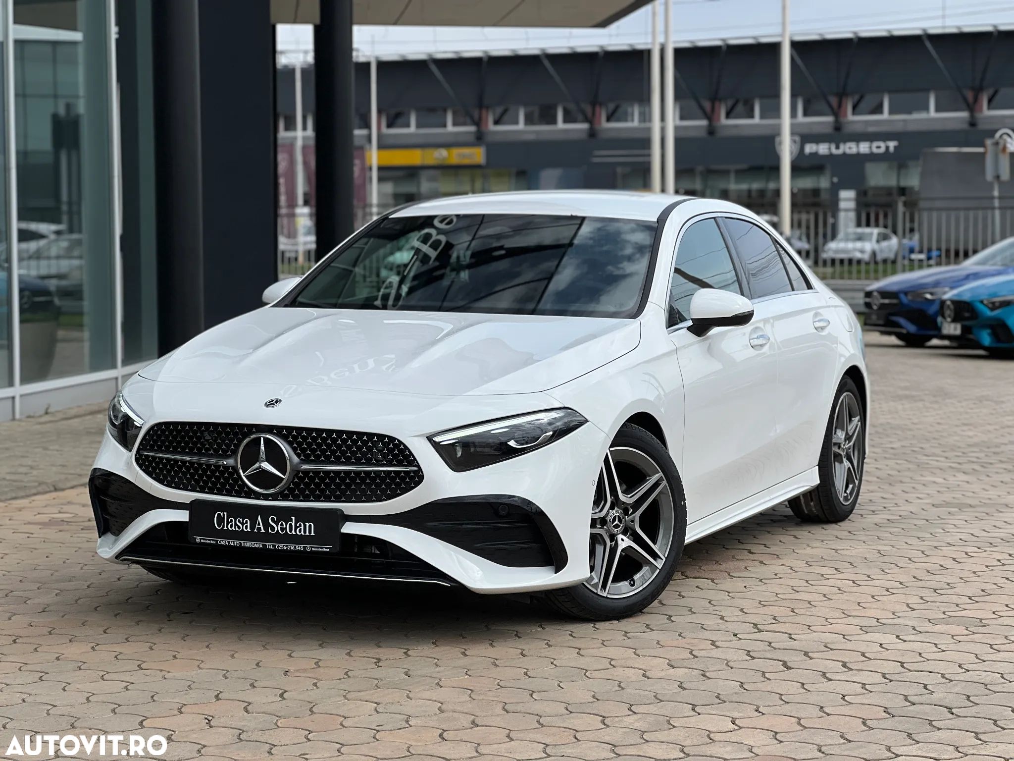Mercedes-Benz A 200 MHEV 7G-DCT Sedan - 1