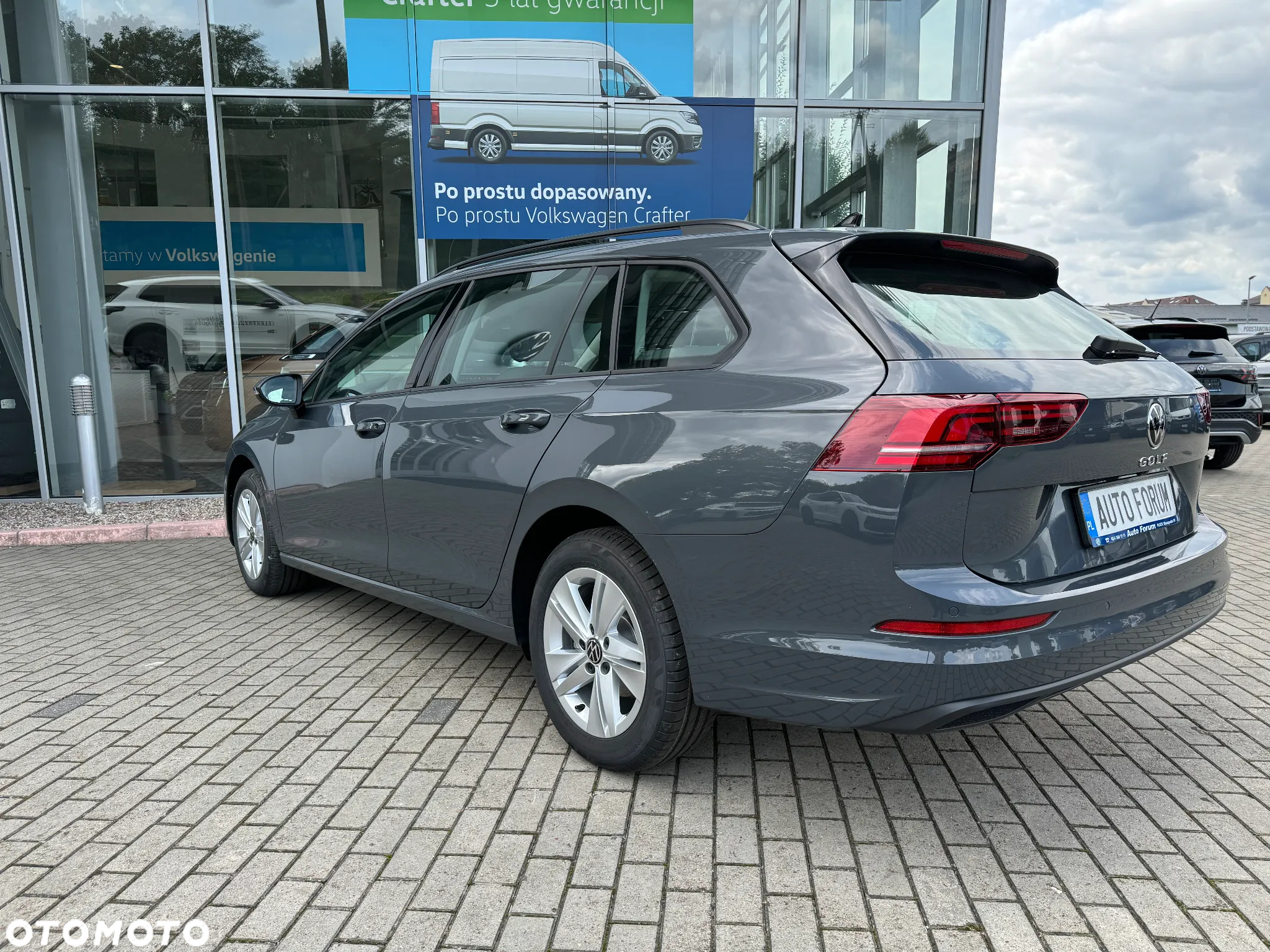 Volkswagen Golf - 8