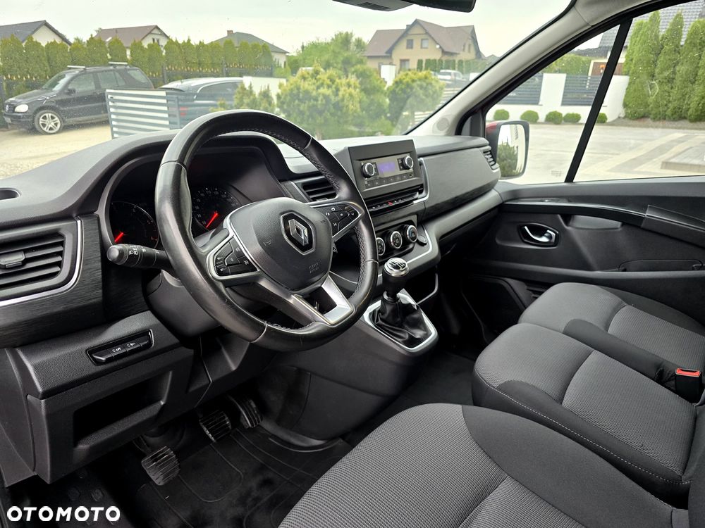 Renault Trafic - 11
