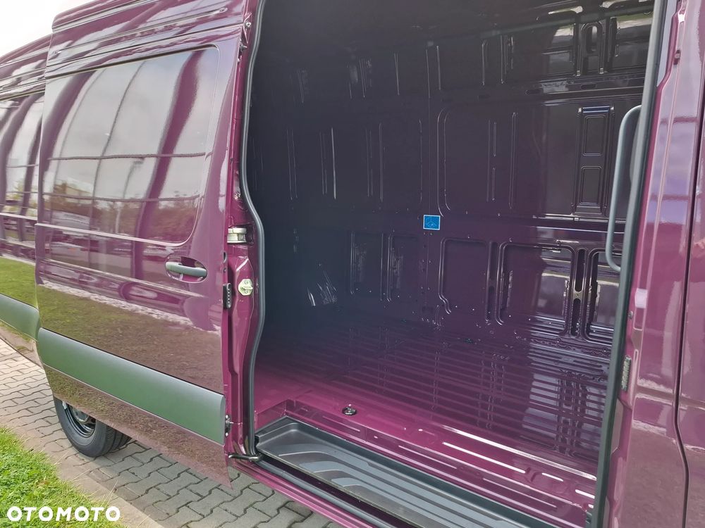 Mercedes-Benz Sprinter 317 CDI Furgon PRO długi 4325 mm L3H2 - 17