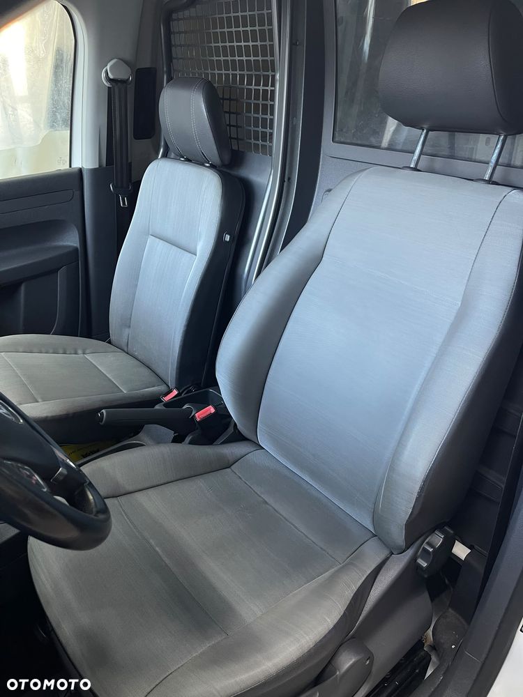 Volkswagen Caddy - 28