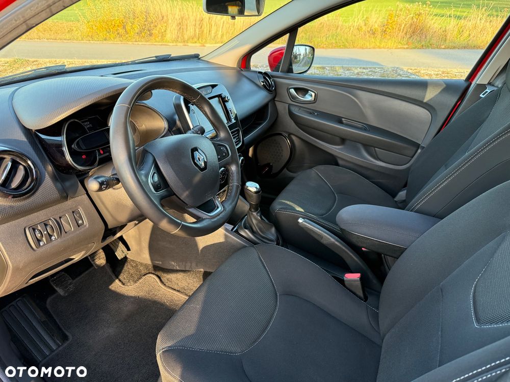 Renault Clio - 9