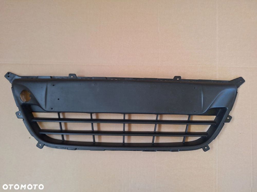 HYUNDAI i20 I GRILL ATRAPA+ KRATKA ŚRODKOWA W ZDERZAK PRZÓD 86561-J1000 86351-1J000 - 13