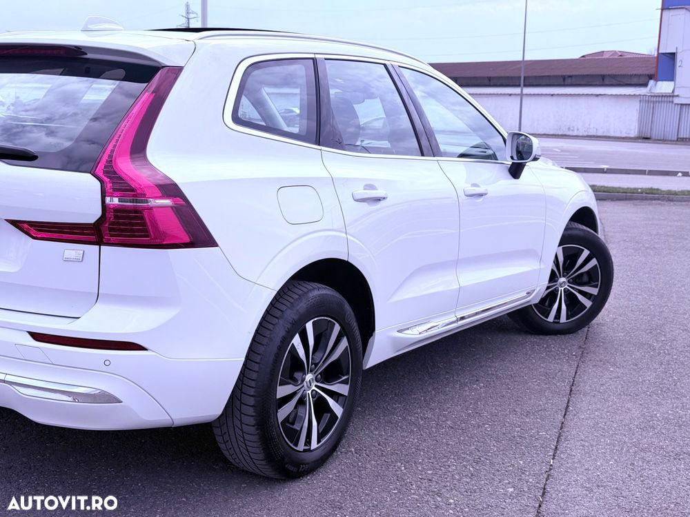 Volvo XC 60 T6 AWD Recharge Geartronic Inscription Expression - 5