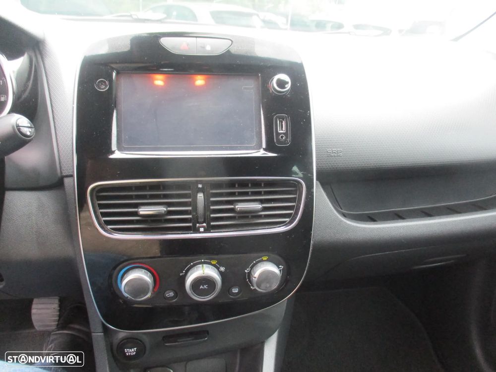 Renault Clio 0.9 TCe Limited - 13