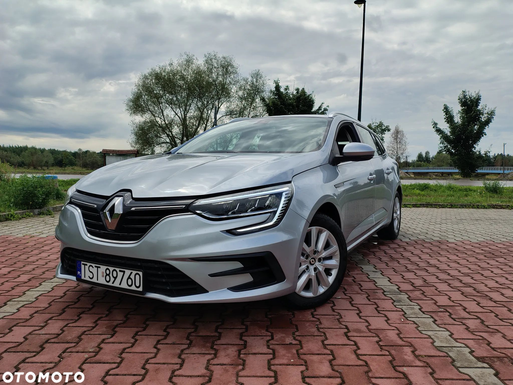 Renault Megane 1.5 Blue dCi Intens - 1