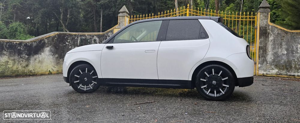 Honda e Advance (17") - 24