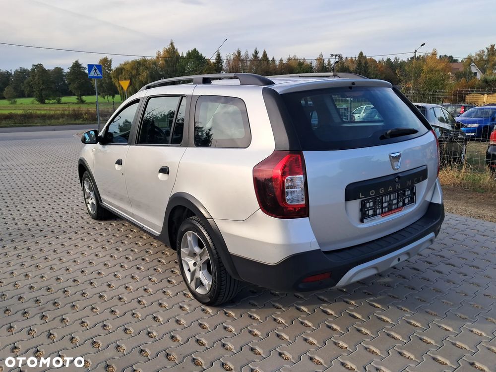 Dacia Logan TCe 90 S&S Stepway Celebration - 6