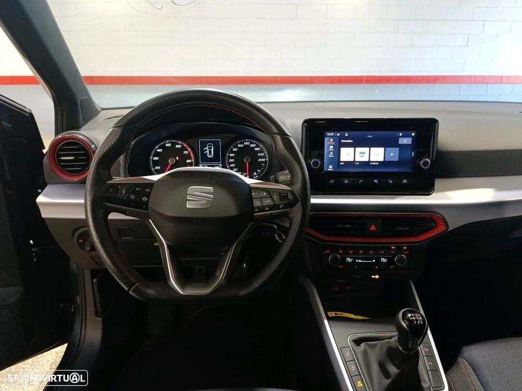 SEAT Arona 1.0 TSI FR - 11