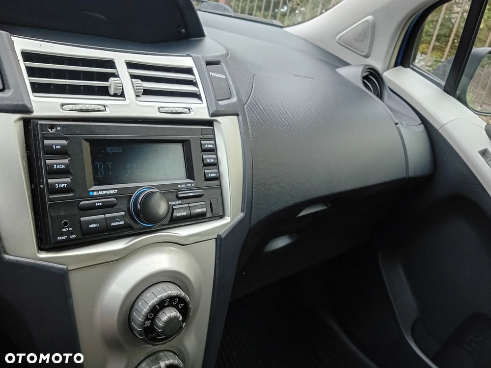 Toyota Yaris 1.0 VVT-i Sol - 21