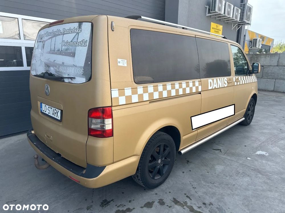 Volkswagen Transporter - 1