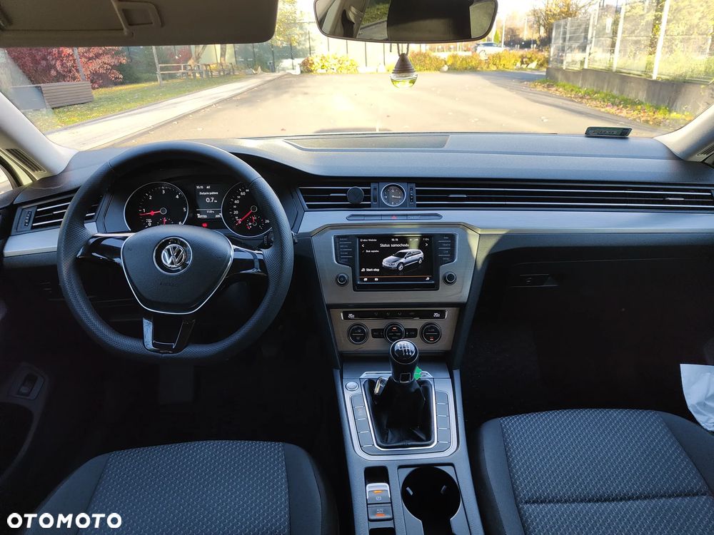 Volkswagen Passat 1.6 TDI BMT Comfortline - 6