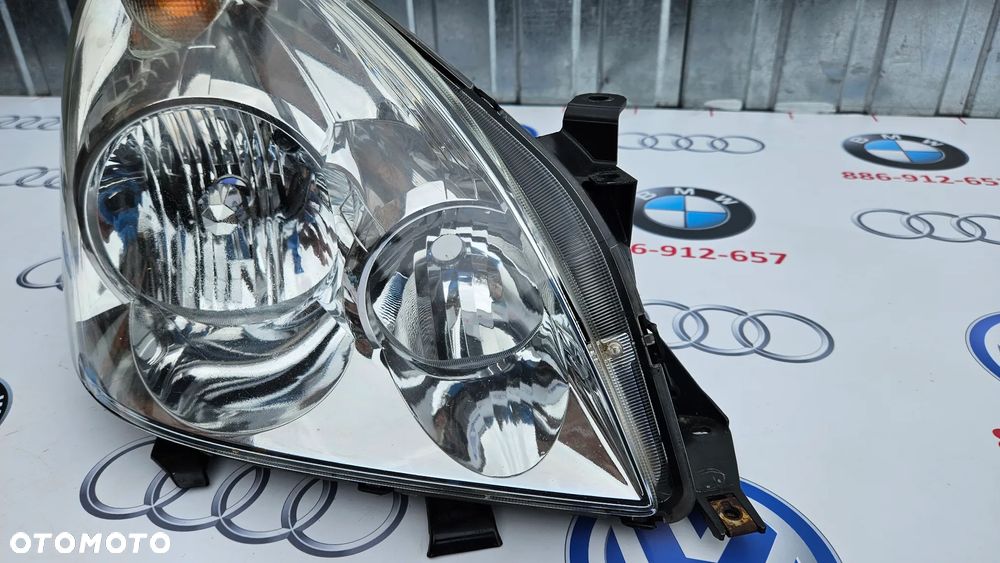 TOYOTA COROLLA VERSO II 2 2004-2007 Reflektor Prawy Lampa Prawa EUROPA KOMPLETNA ORYGINALNA IDEALNA - 4