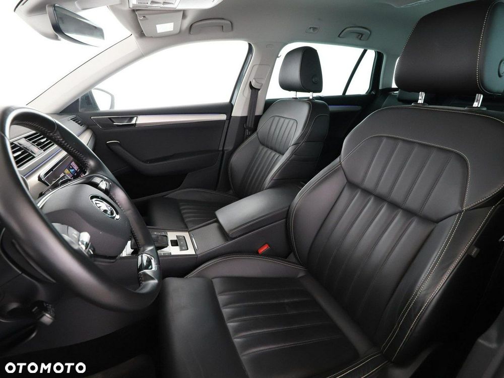 Skoda Superb 1.4 TSI Plug-In Hybrid Style DSG - 14