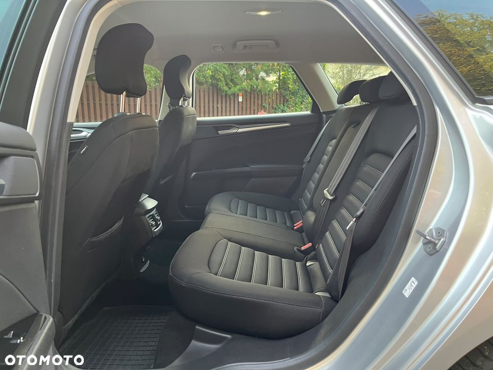 Ford Mondeo - 8