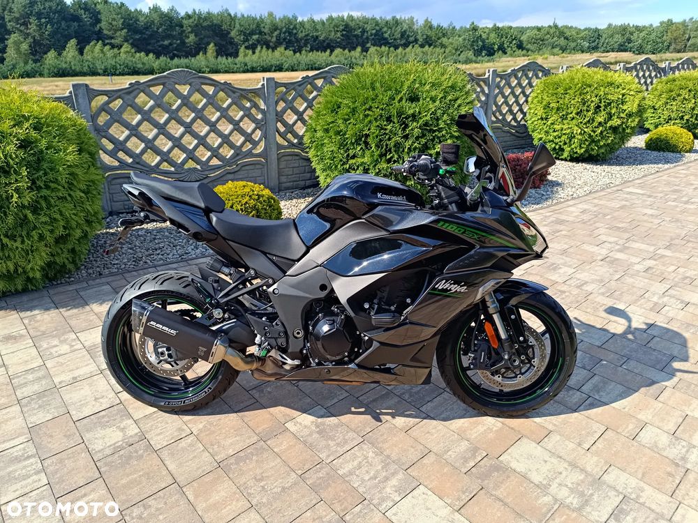 Kawasaki Ninja 1000 SX - 11