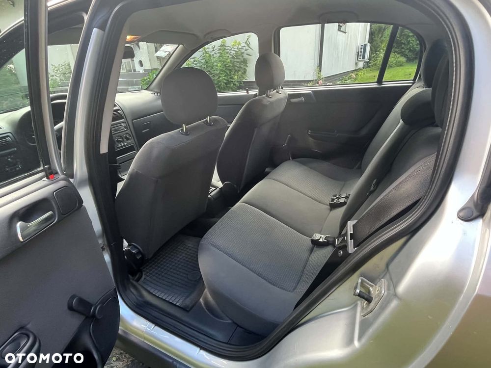 Opel Astra 1.4 Enjoy - 9
