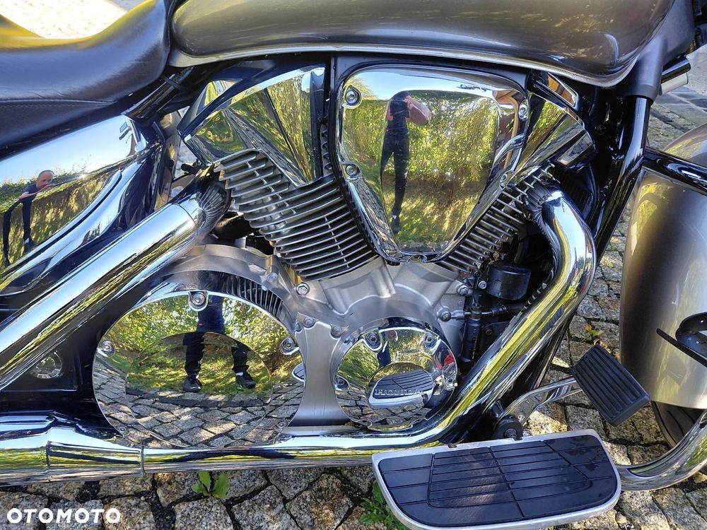 Honda VTX - 24