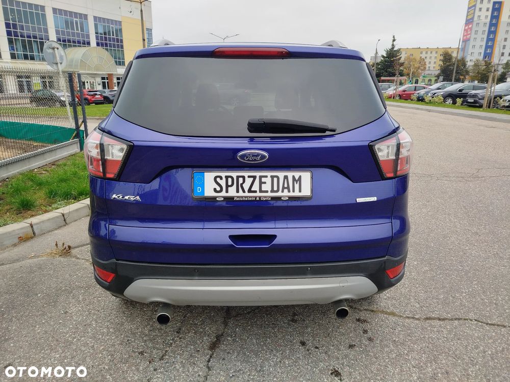 Ford Kuga - 11