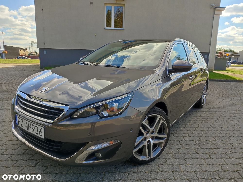 Peugeot 308 2.0 Blue HDi Allure S&S - 2